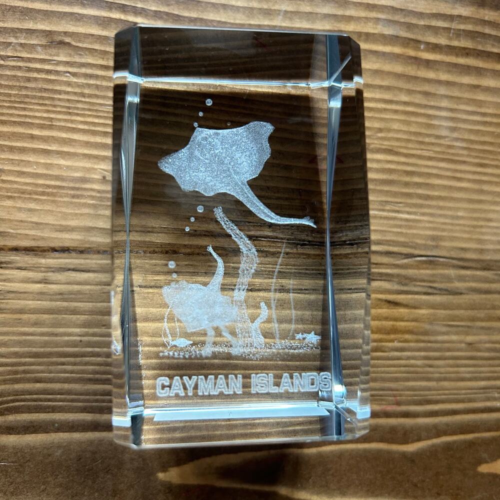 World Trade Center 9/11/2001 Laser Cut/Etched Crystal Glass Paperweight 3”